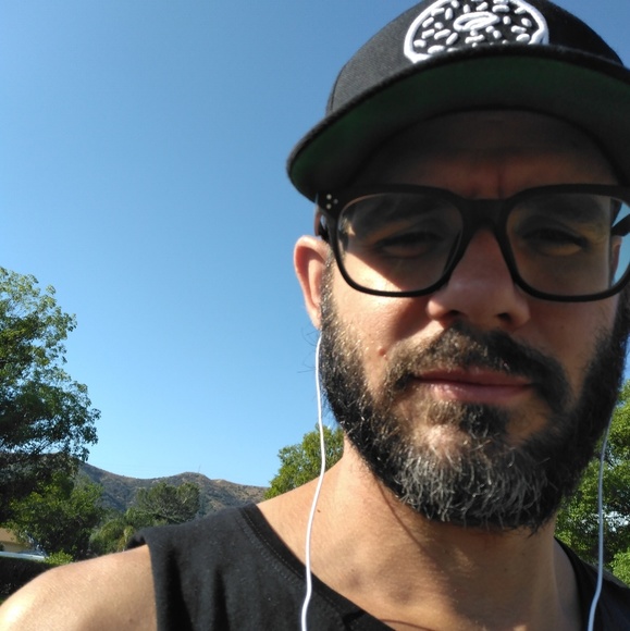 Meet your Posher, Joey M.  @fresh_fit_chef - Picture 6 of 9